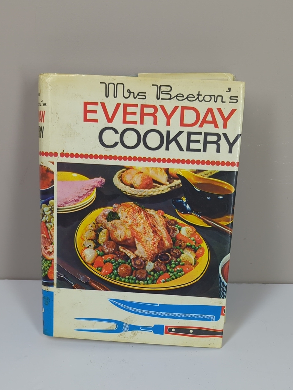 Vintage Mrs. Beeton's Everyday Cookery Cookbook - Ward Lock & Co